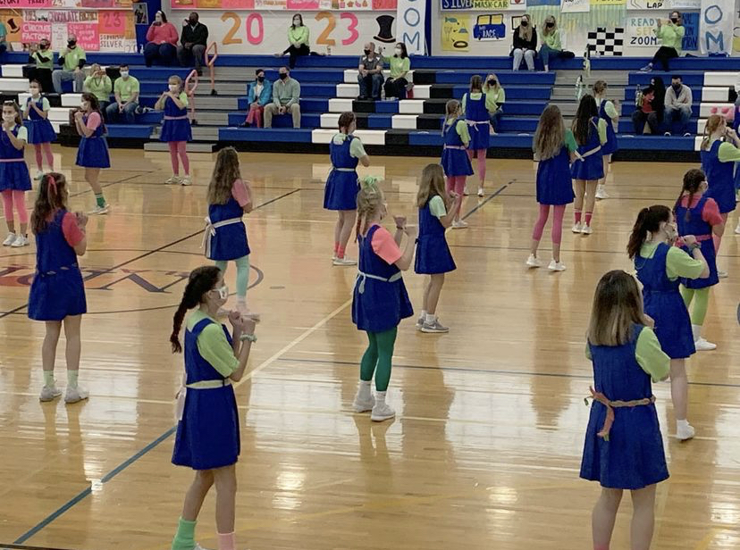 Students participate during Gym Meet 2021.